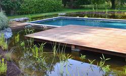 Piscine Bi-Eaux et plage en bois